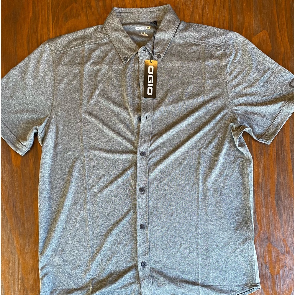 New w/tags! OGIO button up short sleeve shirt